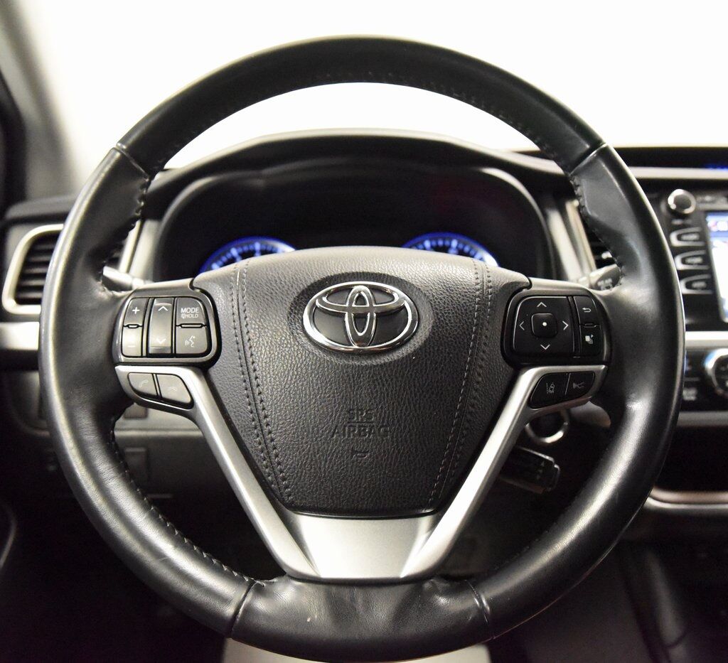 2019 Toyota Highlander Akron