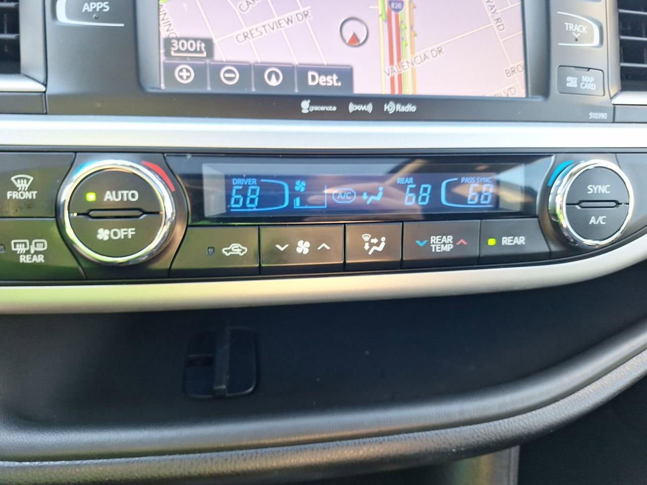 2019 Toyota Highlander Hurst TX