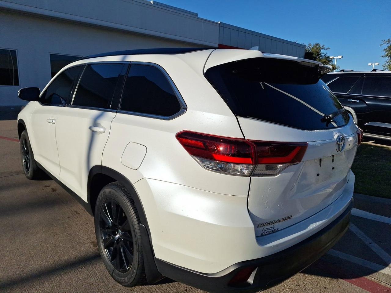 2019 Toyota Highlander Hurst TX