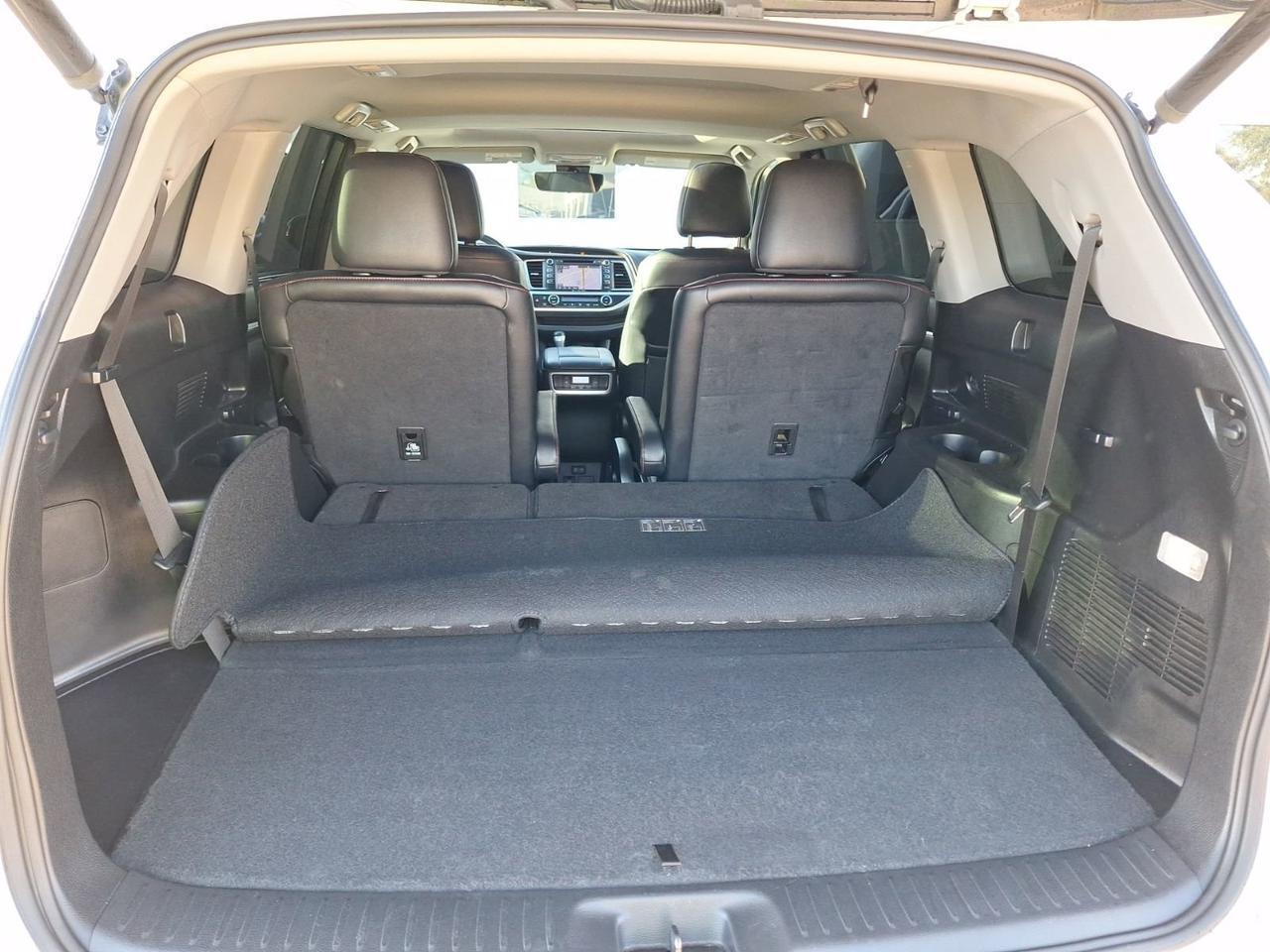 2019 Toyota Highlander Hurst TX