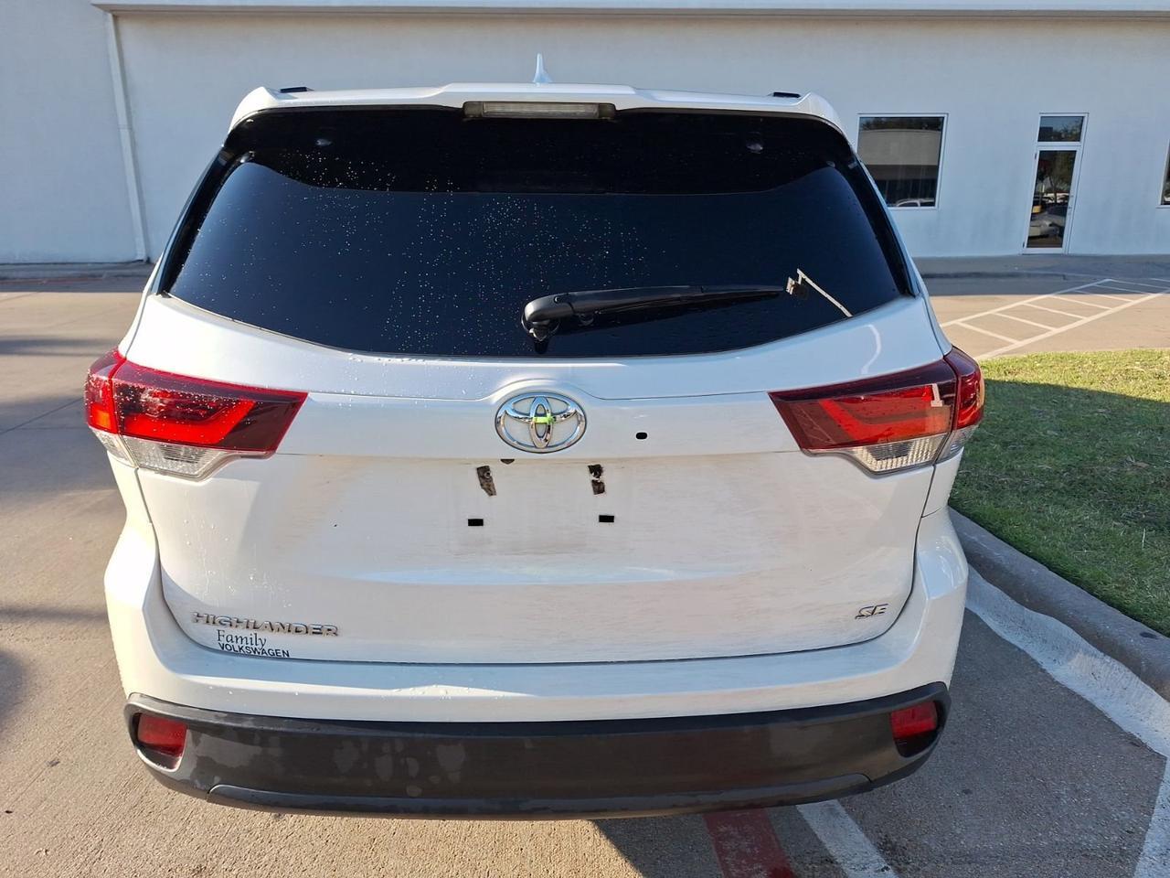 2019 Toyota Highlander Hurst TX