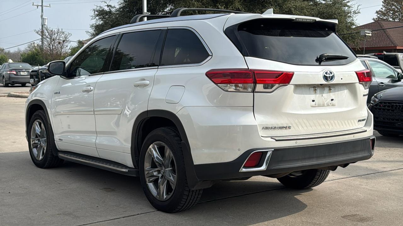 2019 Toyota Highlander  Selma TX