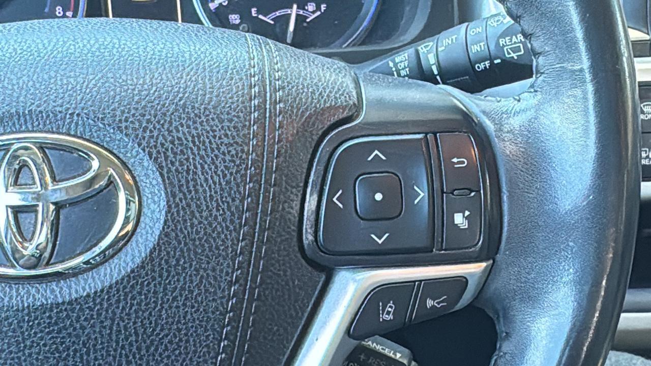 2019 Toyota Highlander  Selma TX