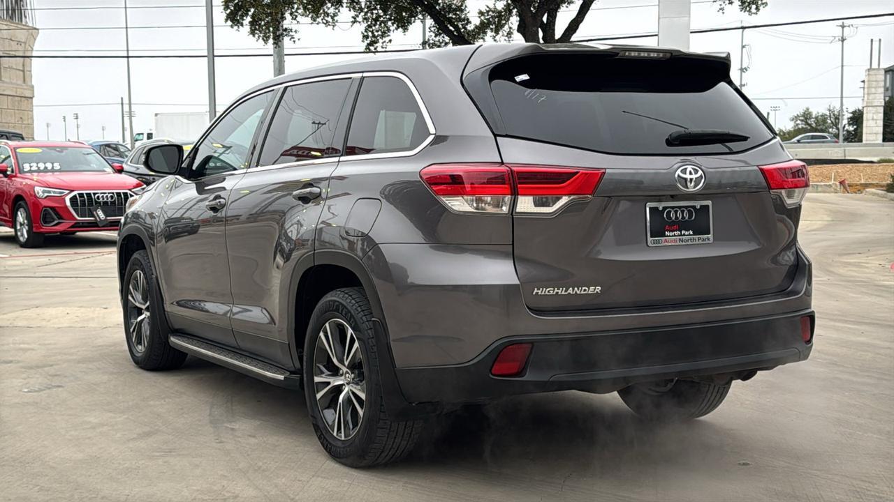 2019 Toyota Highlander  Selma TX