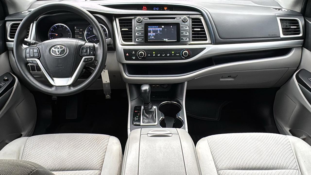 2019 Toyota Highlander  Selma TX