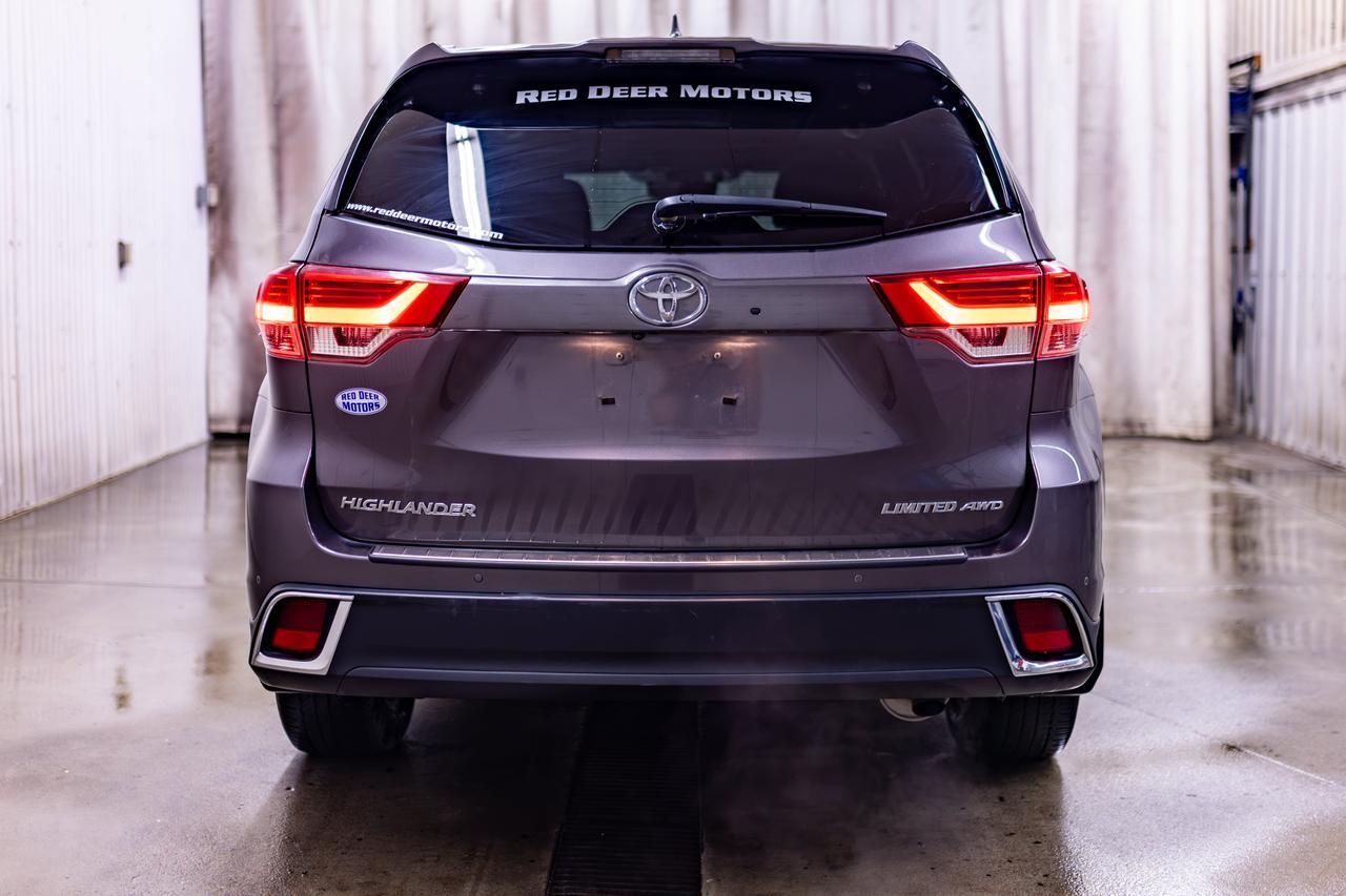 2019 Toyota Highlander AWD Limited Leather Roof Nav BCam Red Deer AB
