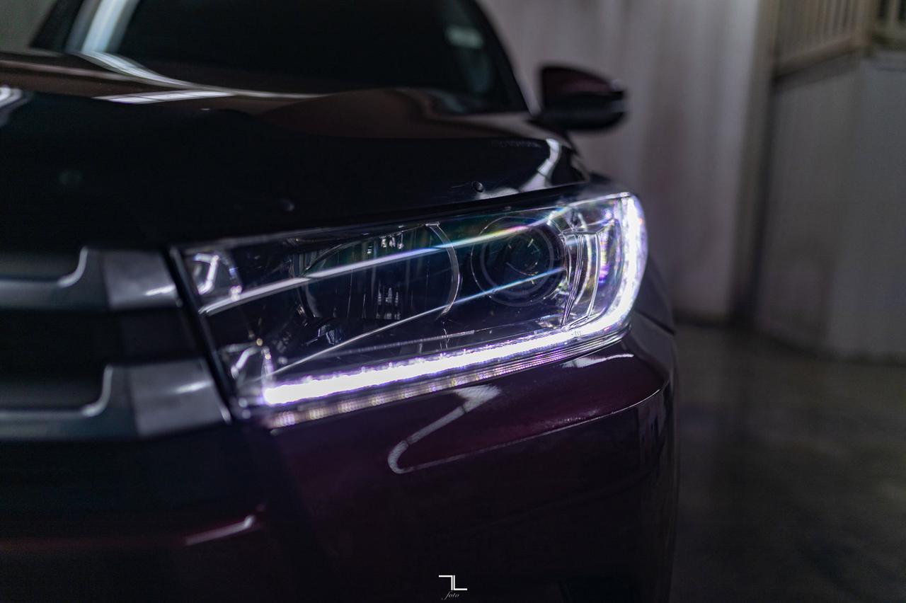 2019 Toyota Highlander AWD XLE Leather Roof Nav BCam Red Deer AB