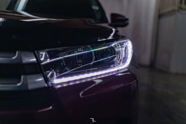 2019 Toyota Highlander AWD XLE Leather Roof Nav BCam Red Deer AB