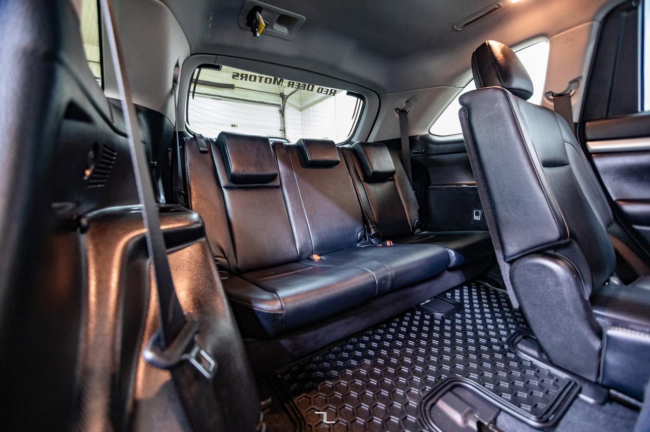2019 Toyota Highlander AWD XLE Leather Roof Nav BCam Red Deer AB