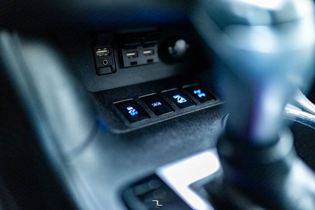 2019 Toyota Highlander AWD XLE Leather Roof Nav BCam Red Deer AB