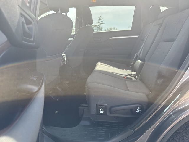 2019 Toyota Highlander Hybrid LE Carbondale IL