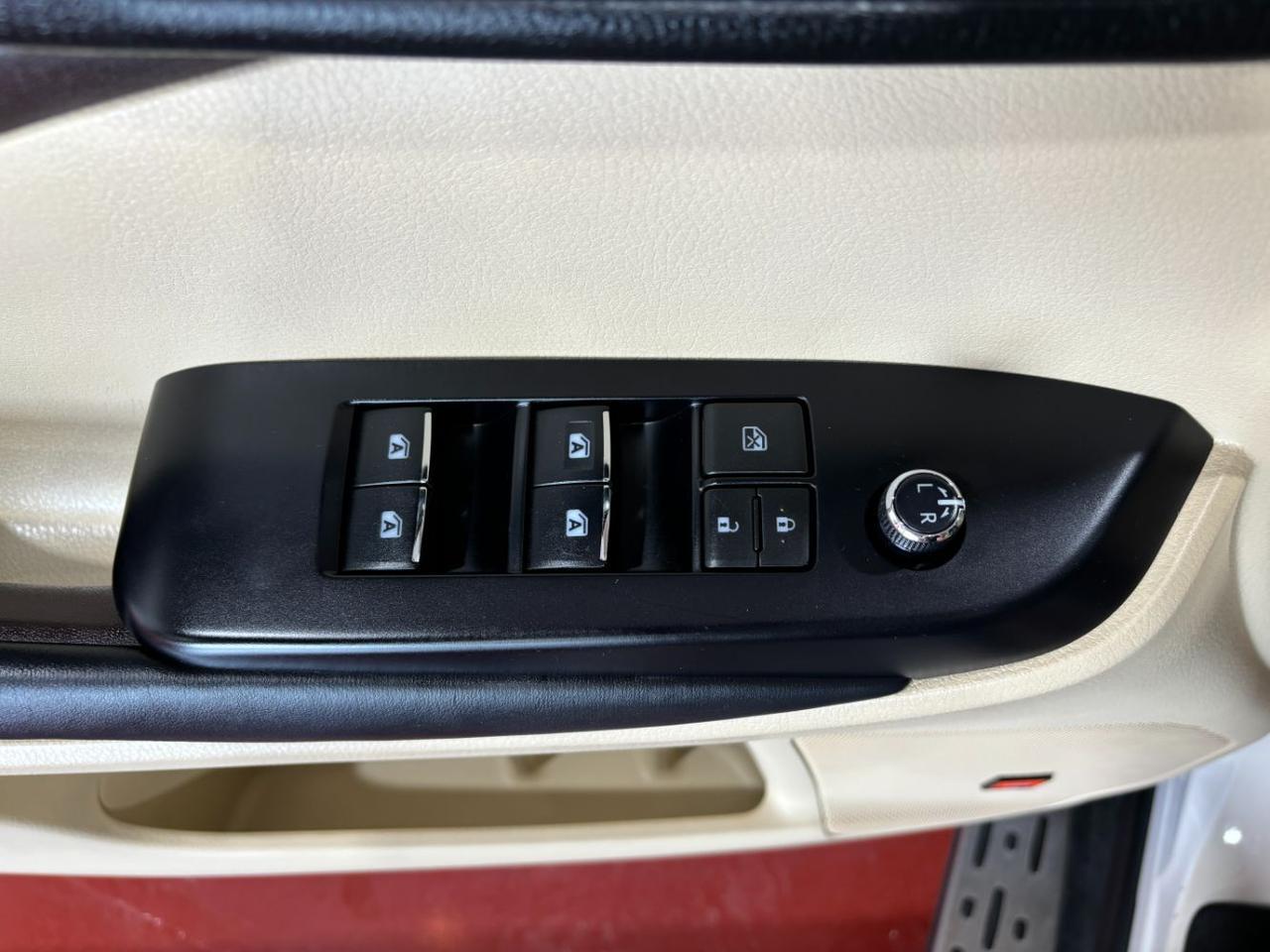 2019 Toyota Highlander Hybrid Limited Franklin OH