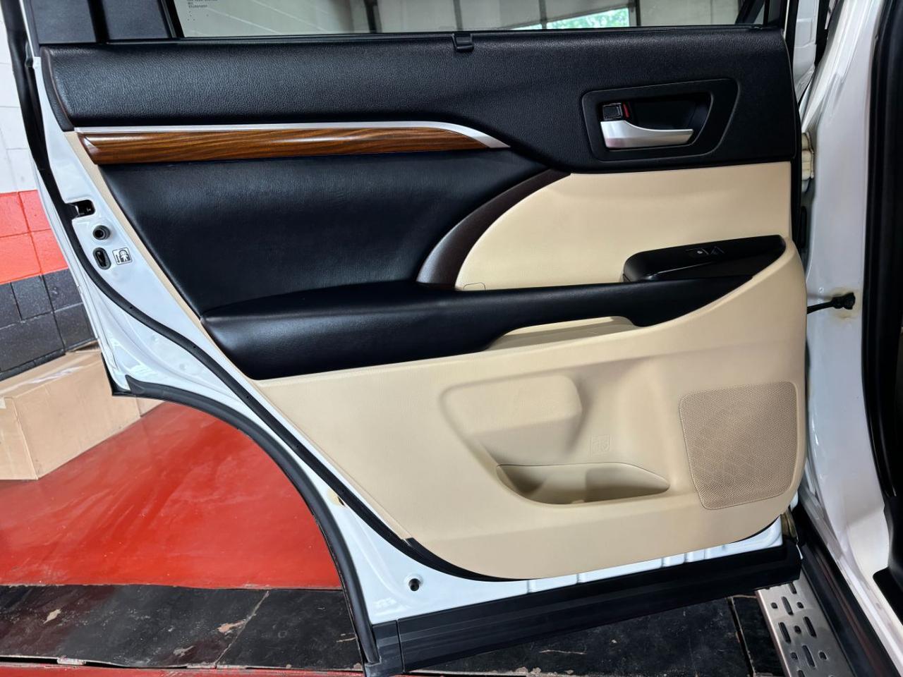 2019 Toyota Highlander Hybrid Limited Franklin OH