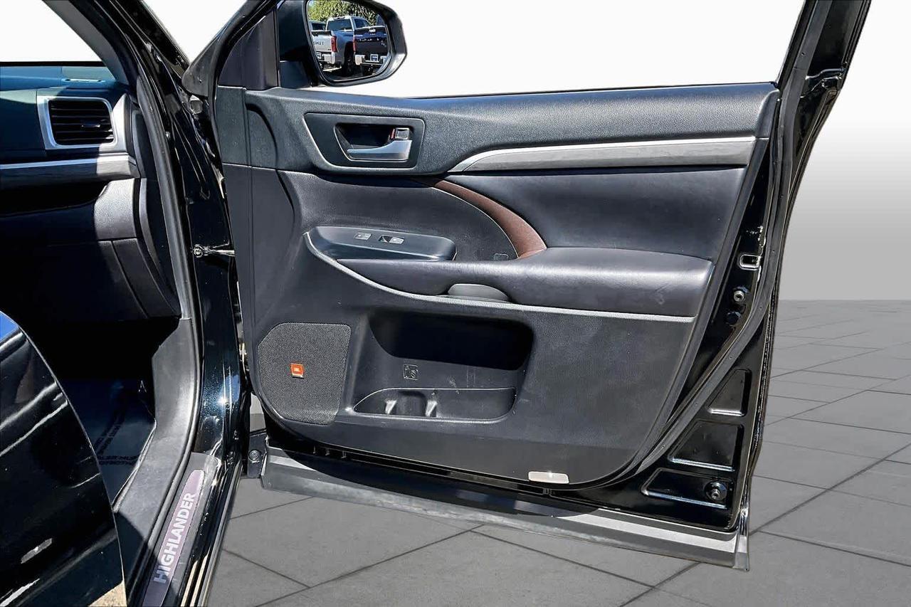 2019 Toyota Highlander Hybrid Limited Platinum Folsom CA