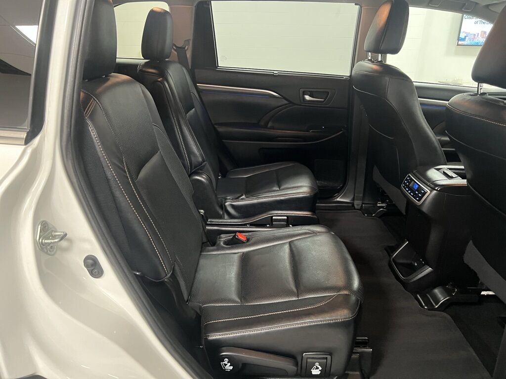 2019 Toyota Highlander Hybrid Limited Platinum Highlands Ranch CO