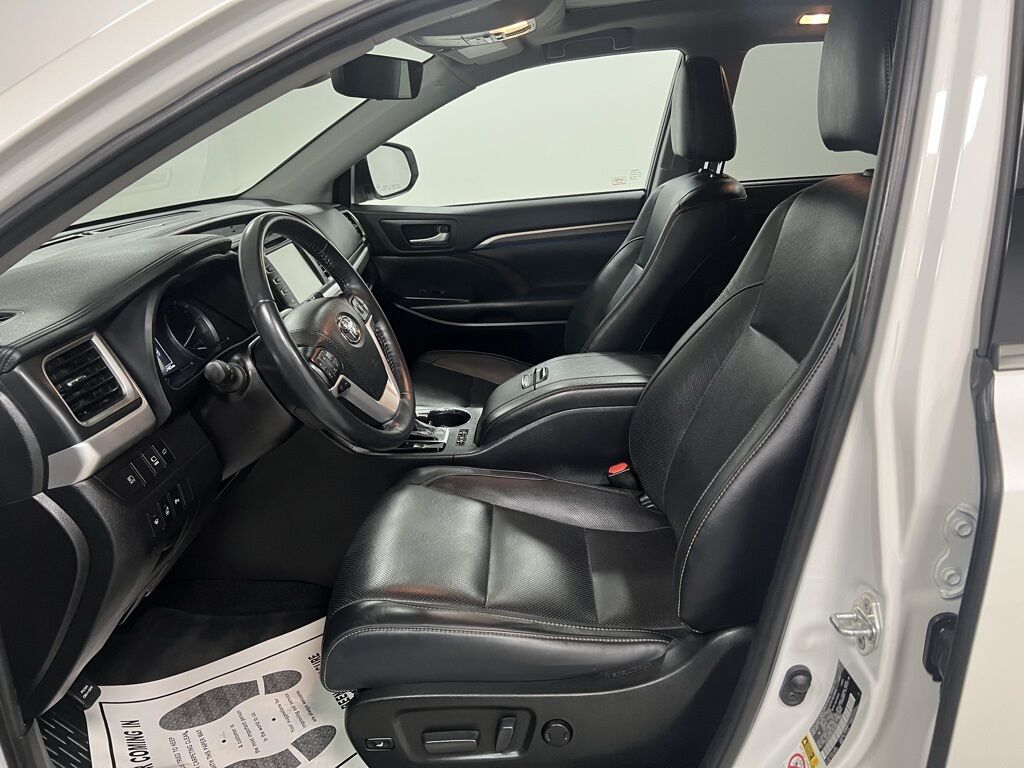 2019 Toyota Highlander Hybrid Limited Platinum Highlands Ranch CO