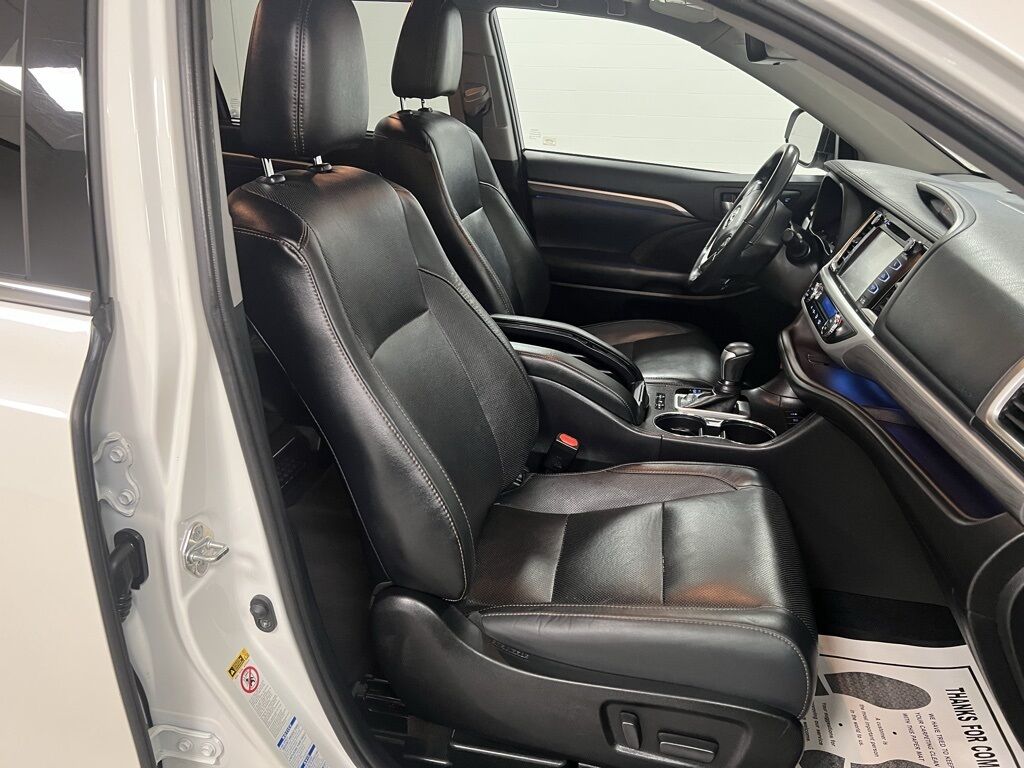 2019 Toyota Highlander Hybrid Limited Platinum Highlands Ranch CO
