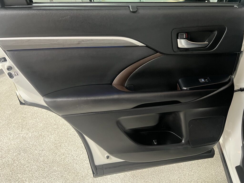 2019 Toyota Highlander Hybrid Limited Platinum Highlands Ranch CO