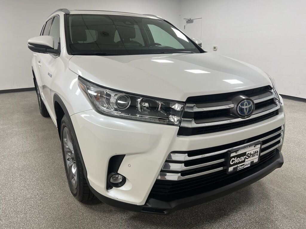 2019 Toyota Highlander Hybrid Limited Platinum Highlands Ranch CO