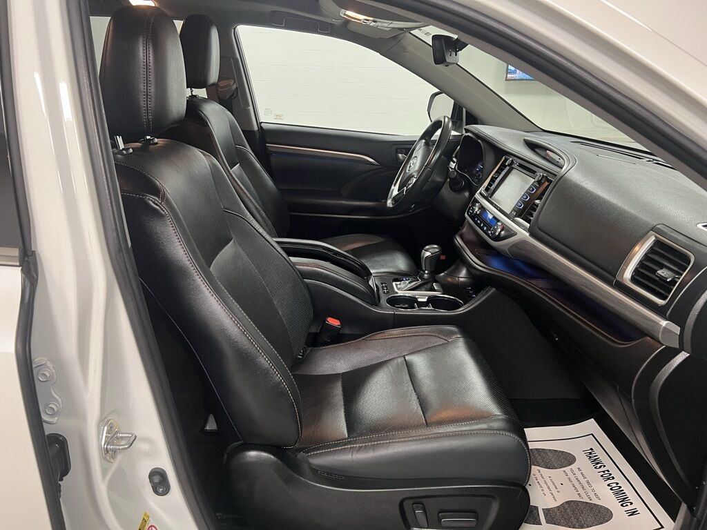 2019 Toyota Highlander Hybrid Limited Platinum Highlands Ranch CO
