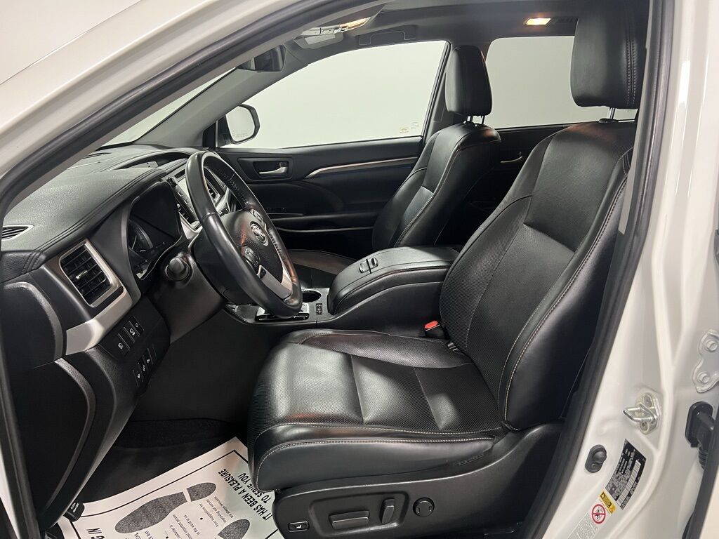 2019 Toyota Highlander Hybrid Limited Platinum Highlands Ranch CO