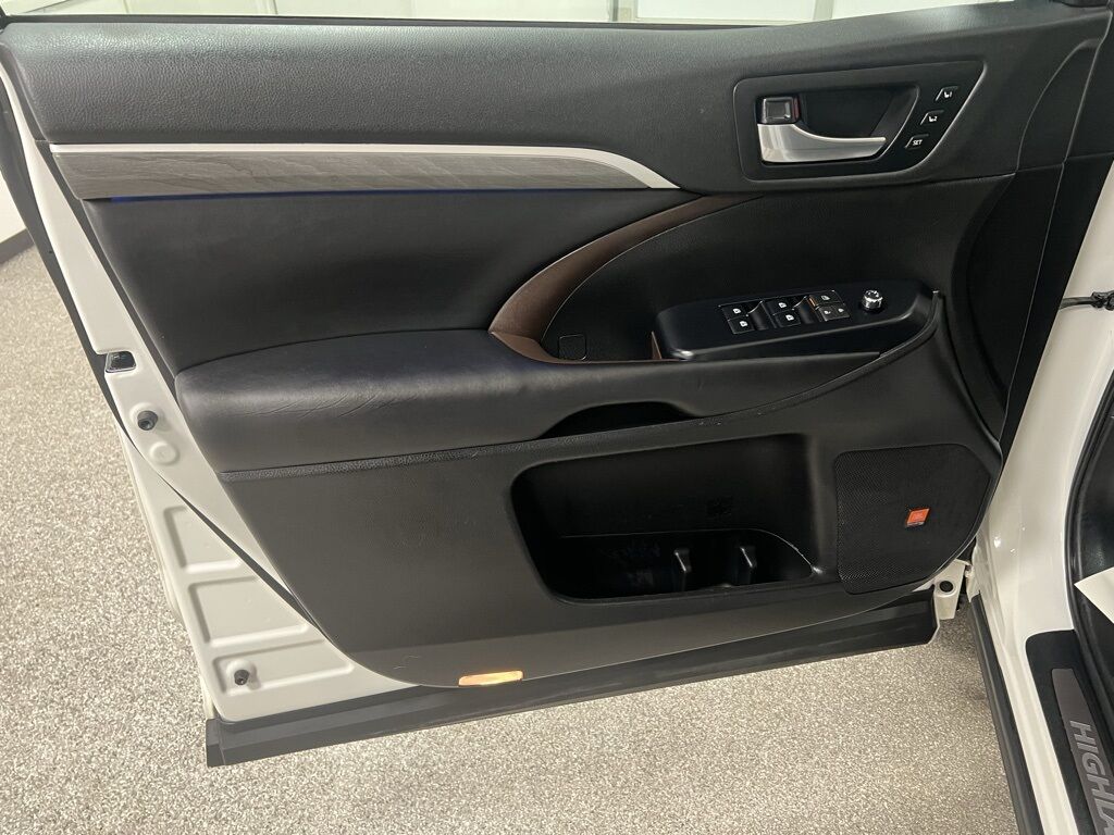 2019 Toyota Highlander Hybrid Limited Platinum Highlands Ranch CO