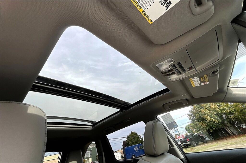 2019 Toyota Highlander Hybrid Limited Platinum OR