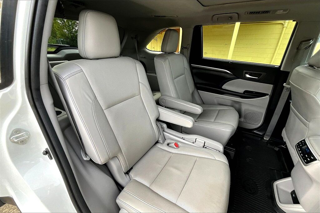 2019 Toyota Highlander Hybrid Limited Platinum OR