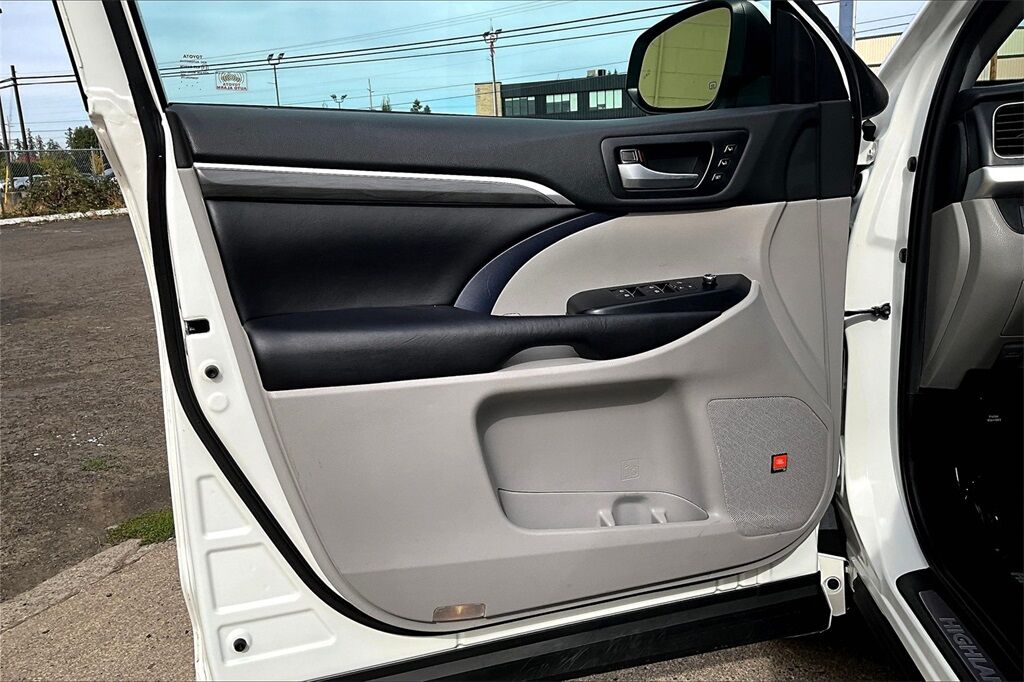 2019 Toyota Highlander Hybrid Limited Platinum OR