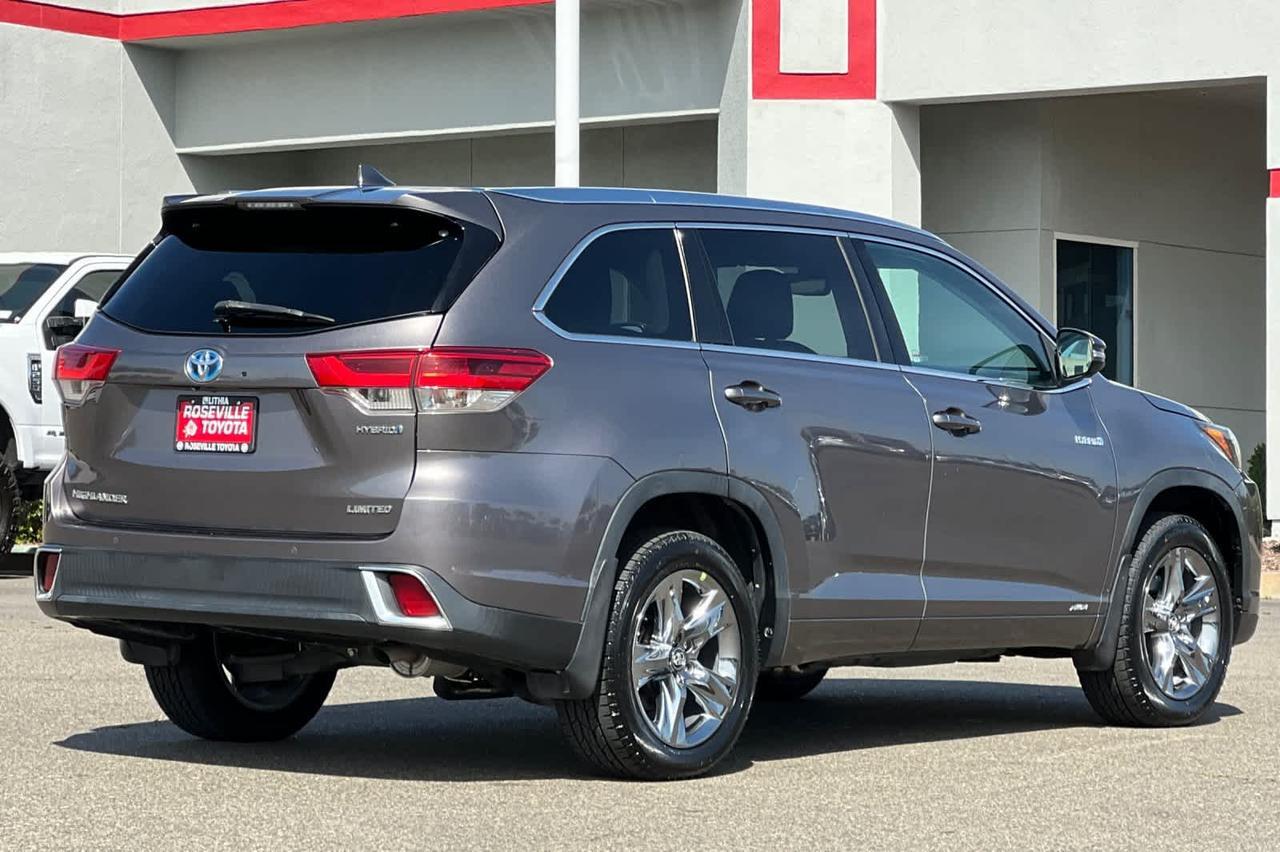 2019 Toyota Highlander Hybrid Limited Platinum