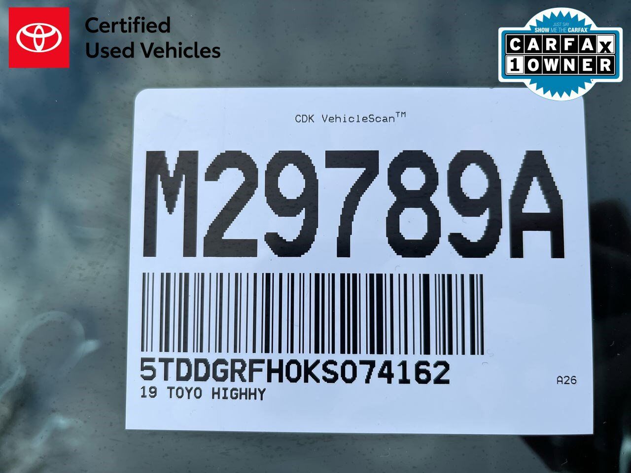 2019 Toyota Highlander Hybrid Limited Platinum White River Junction VT