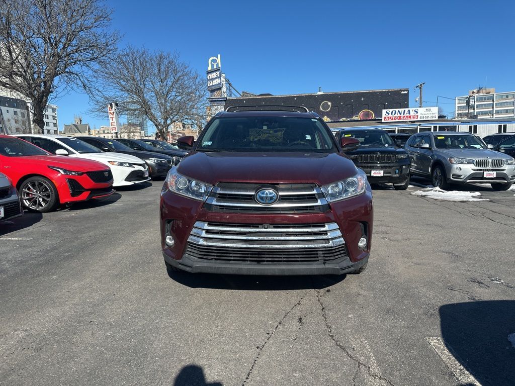 2019 Toyota Highlander Hybrid Limited Platinum