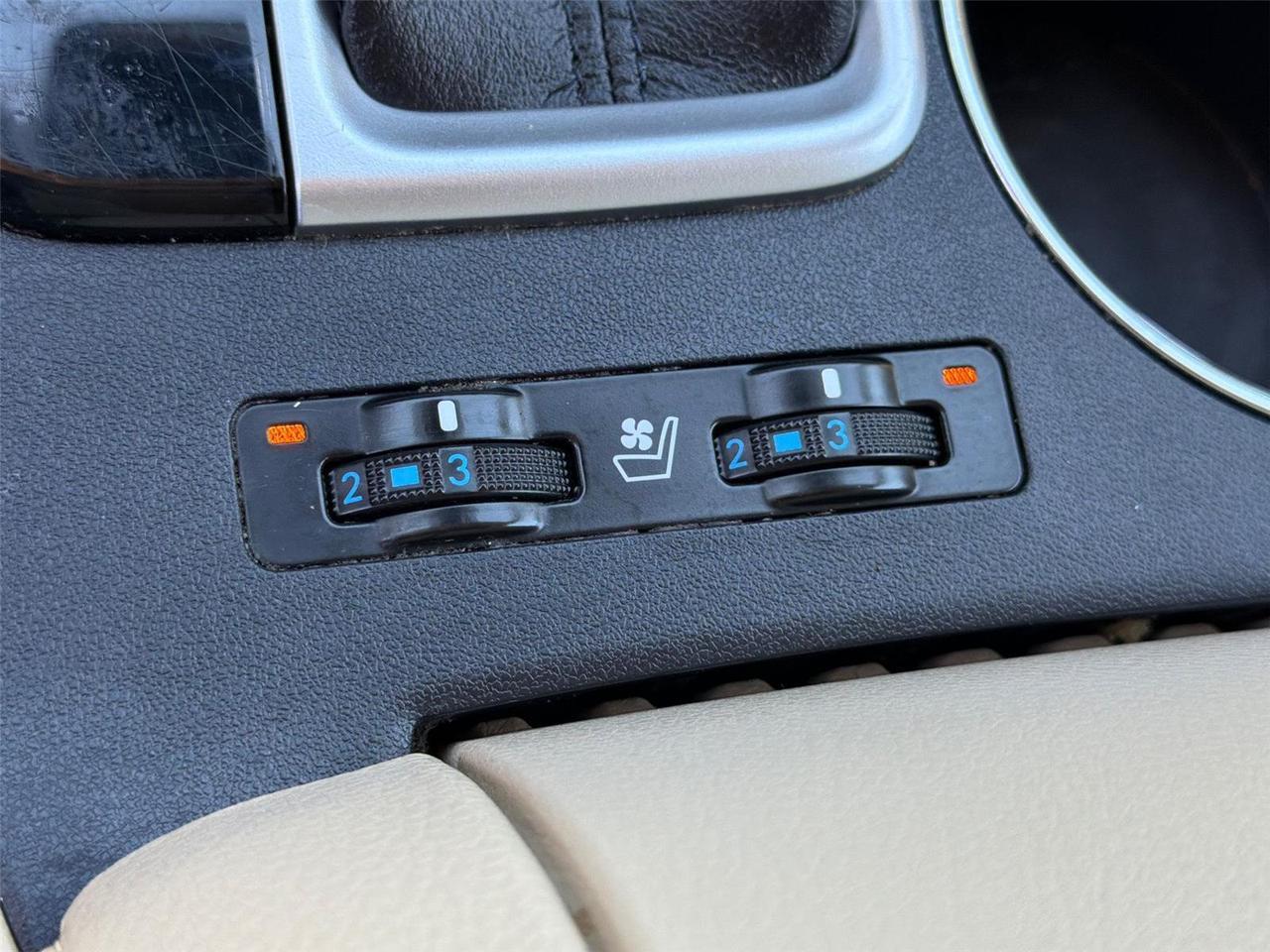 2019 Toyota Highlander Hybrid Limited Platinum Hagerstown MD