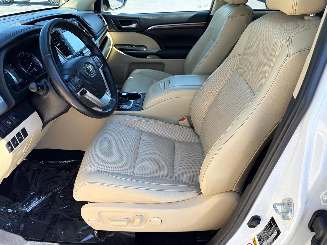 2019 Toyota Highlander Hybrid Limited Platinum Hagerstown MD