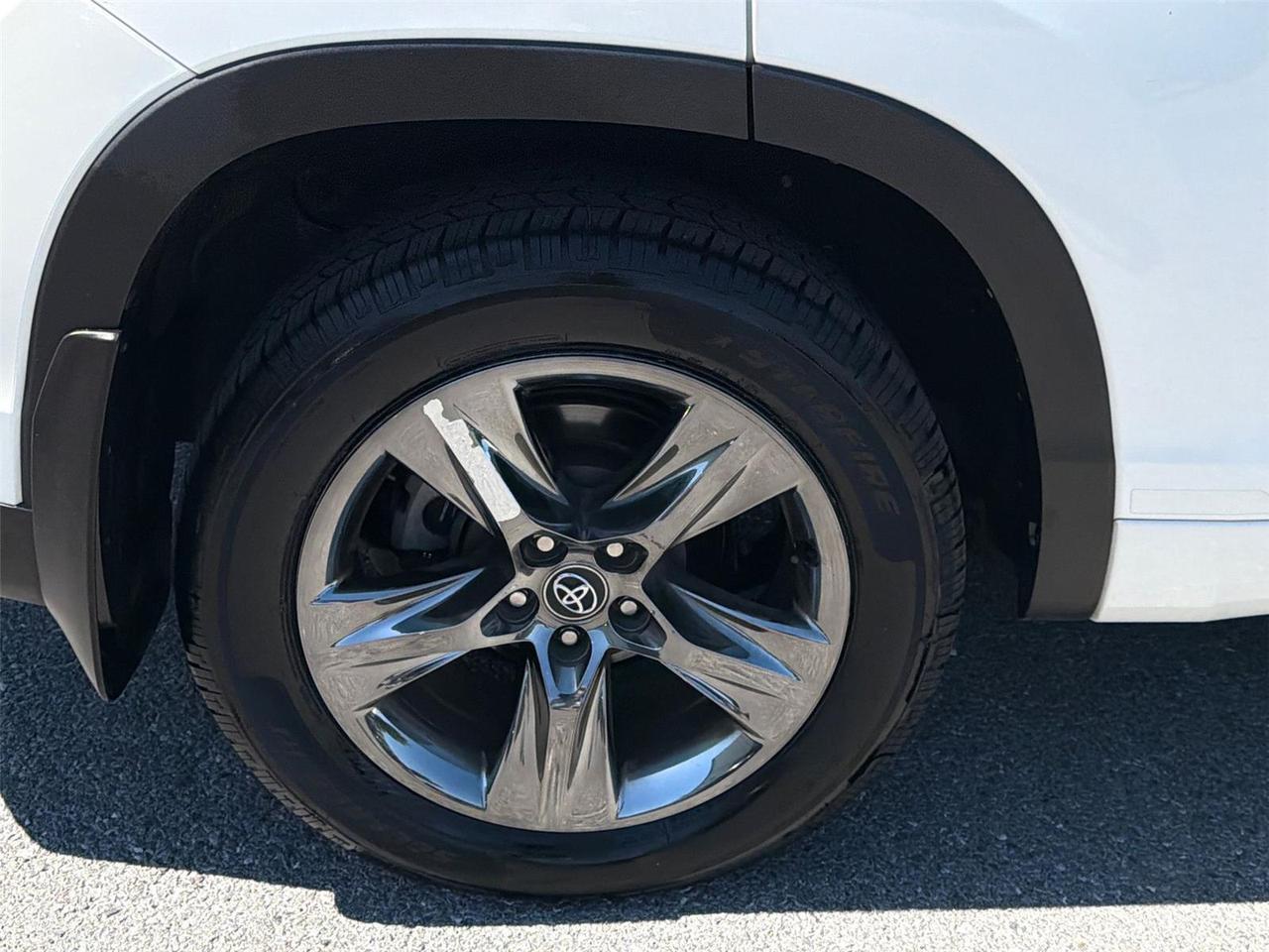 2019 Toyota Highlander Hybrid Limited Platinum Hagerstown MD