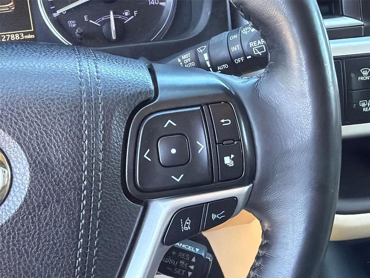 2019 Toyota Highlander Hybrid Limited Platinum Hagerstown MD
