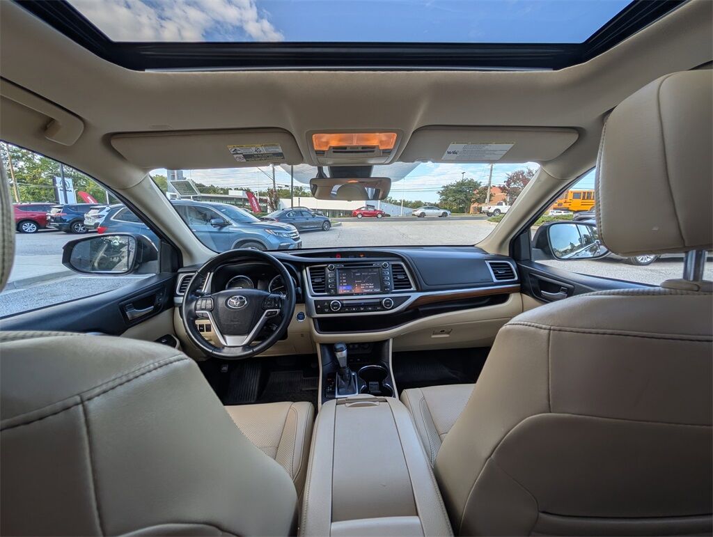 2019 Toyota Highlander Hybrid Limited Cockeysville MD