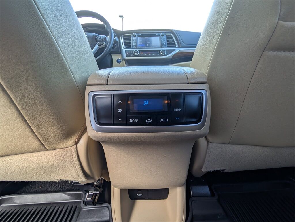 2019 Toyota Highlander Hybrid Limited Cockeysville MD