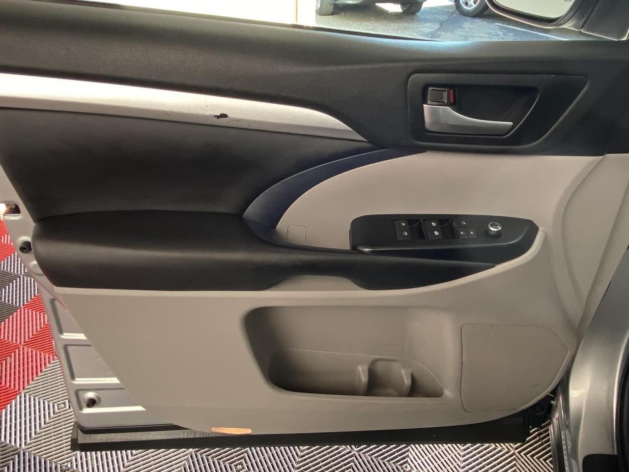 2019 Toyota Highlander Hybrid XLE Richmond Hill NY