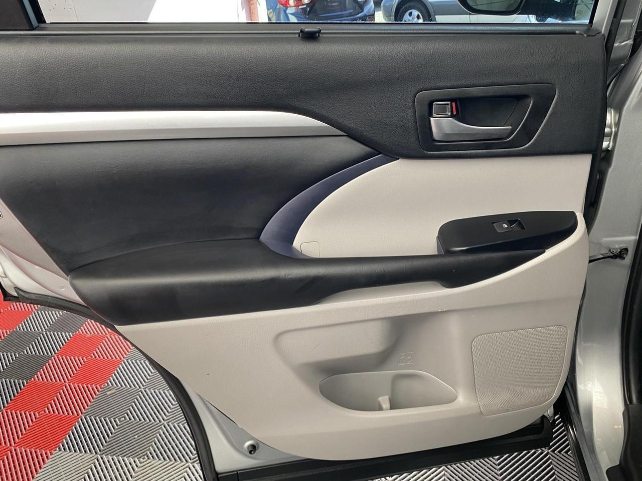 2019 Toyota Highlander Hybrid XLE Richmond Hill NY