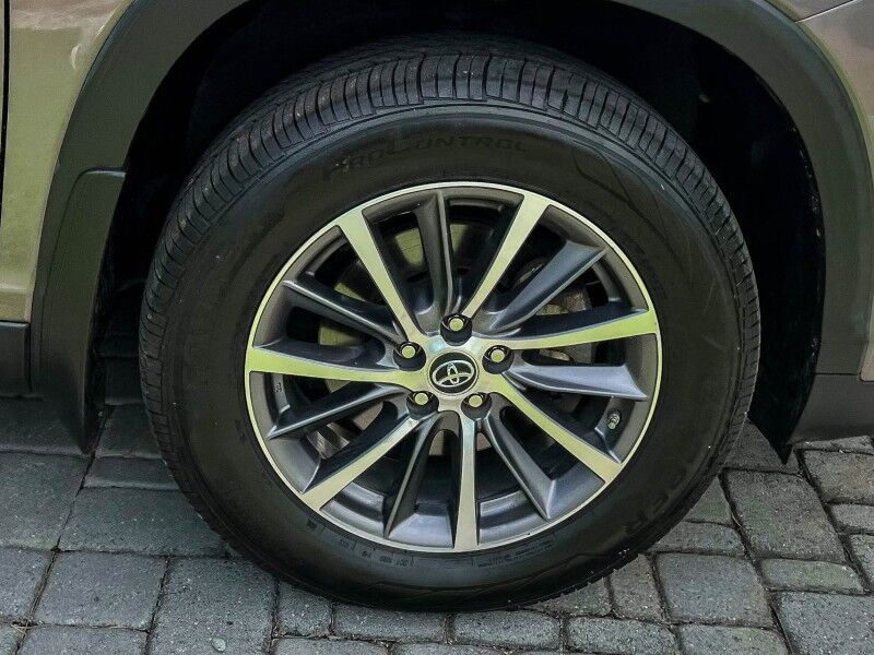 2019 Toyota Highlander Hybrid XLE Wilmington NC