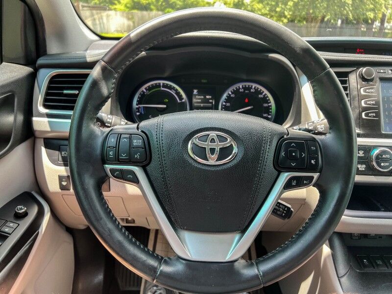 2019 Toyota Highlander Hybrid XLE Wilmington NC
