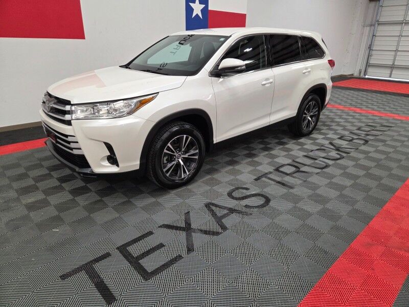 2019 Toyota Highlander LE 3rd Row 3.5L V6 Camera Michelin Tires FREE WARRANTY Call (682)58