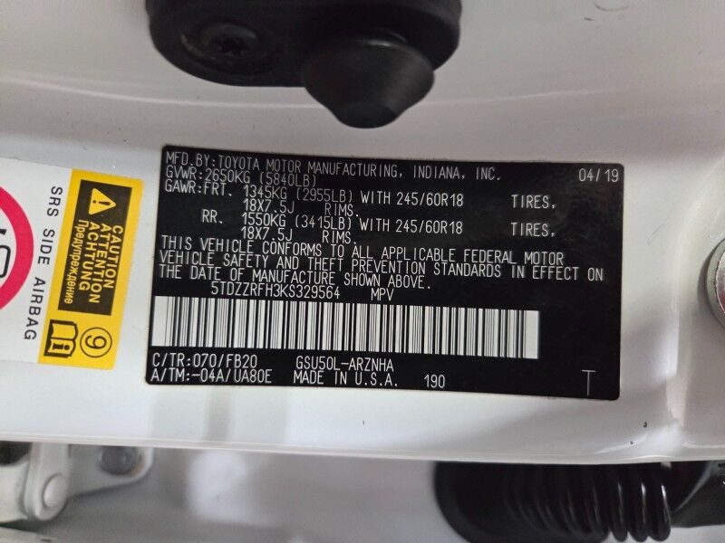 2019 Toyota Highlander LE 3rd Row 3.5L V6 Camera Michelin Tires FREE WARRANTY Call (682)587-6288 Arlington TX