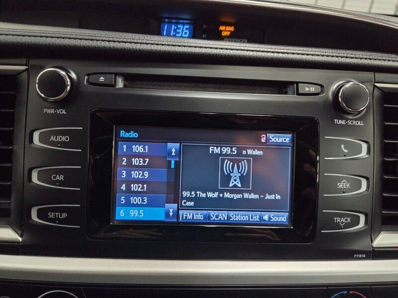 2019 Toyota Highlander LE 3rd Row 3.5L V6 Camera Michelin Tires FREE WARRANTY Call (682)587-6288 Arlington TX