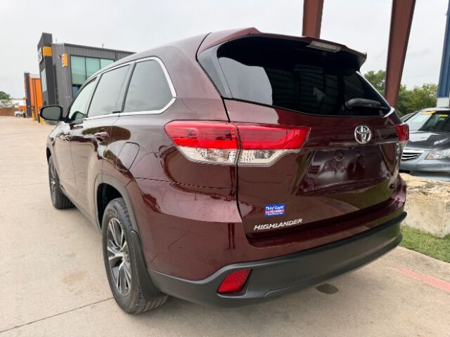 2019 Toyota Highlander LE