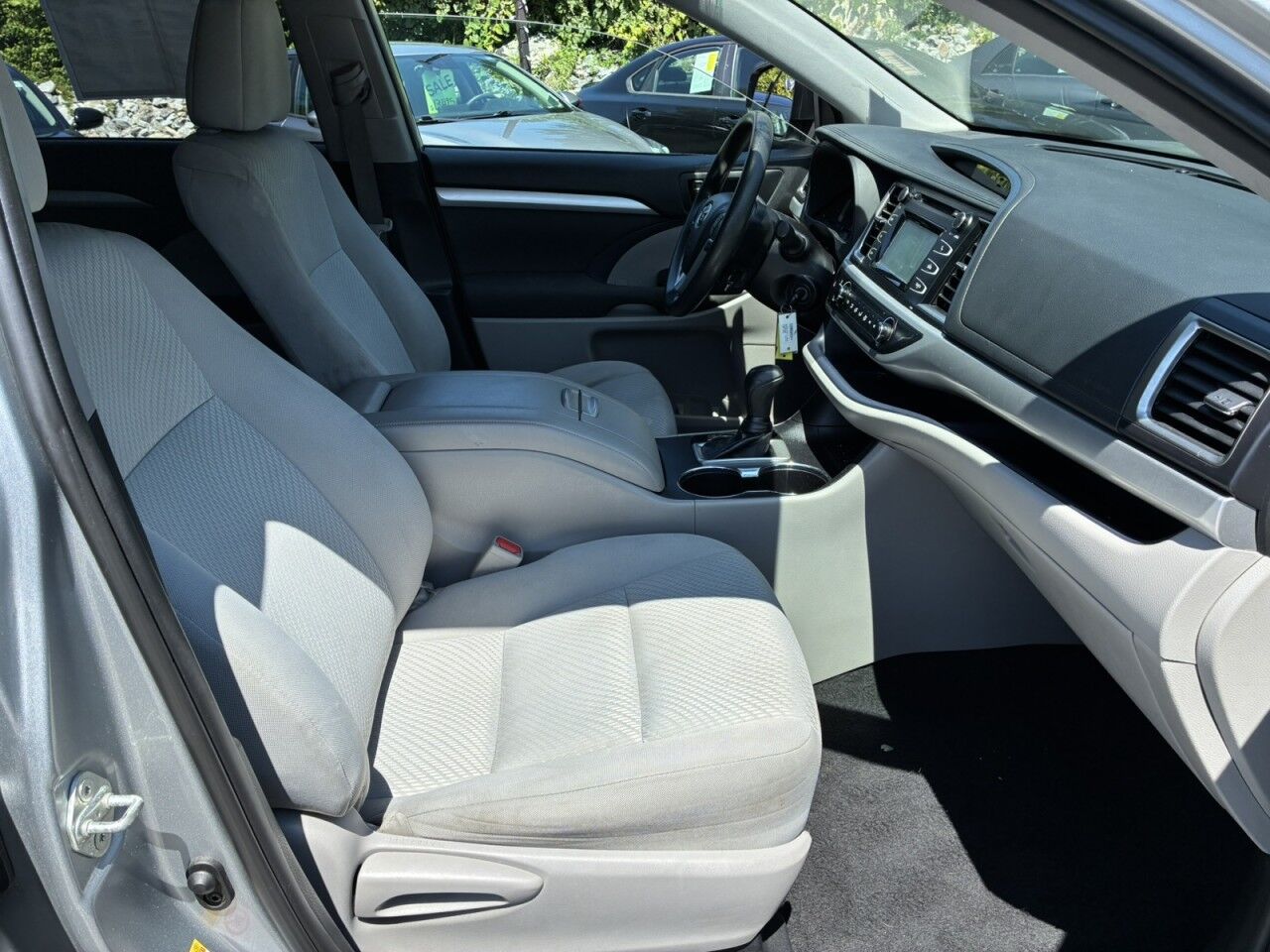 2019 Toyota Highlander LE Charlton MA