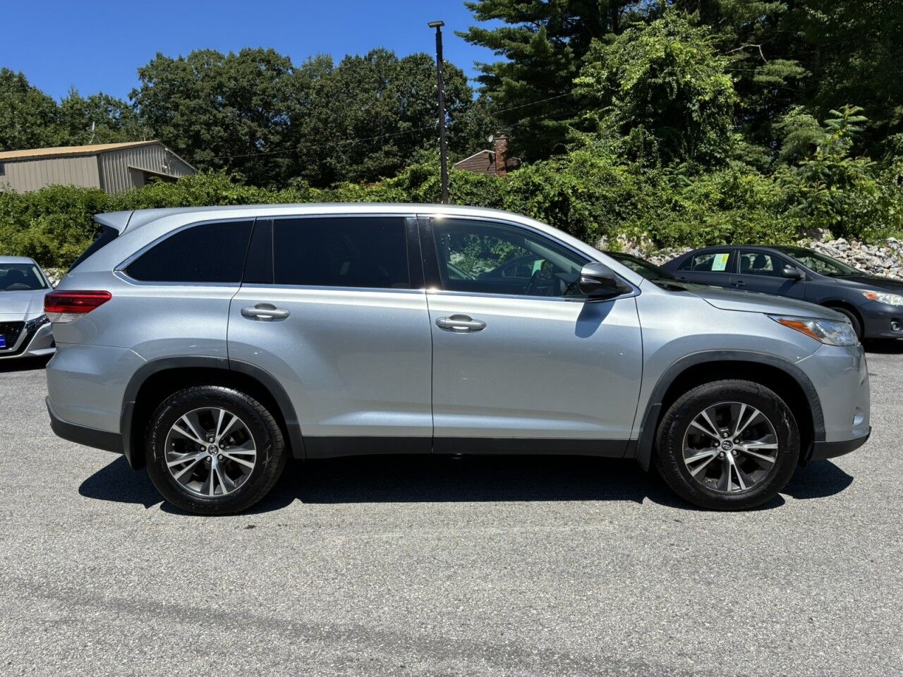 2019 Toyota Highlander LE Charlton MA