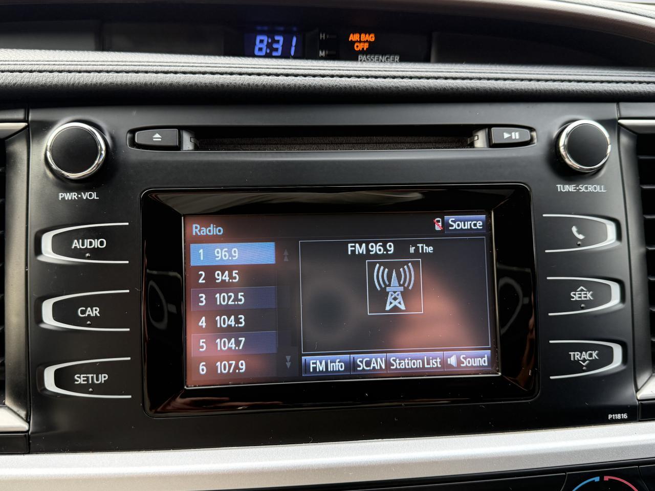 2019 Toyota Highlander LE Connellsville PA