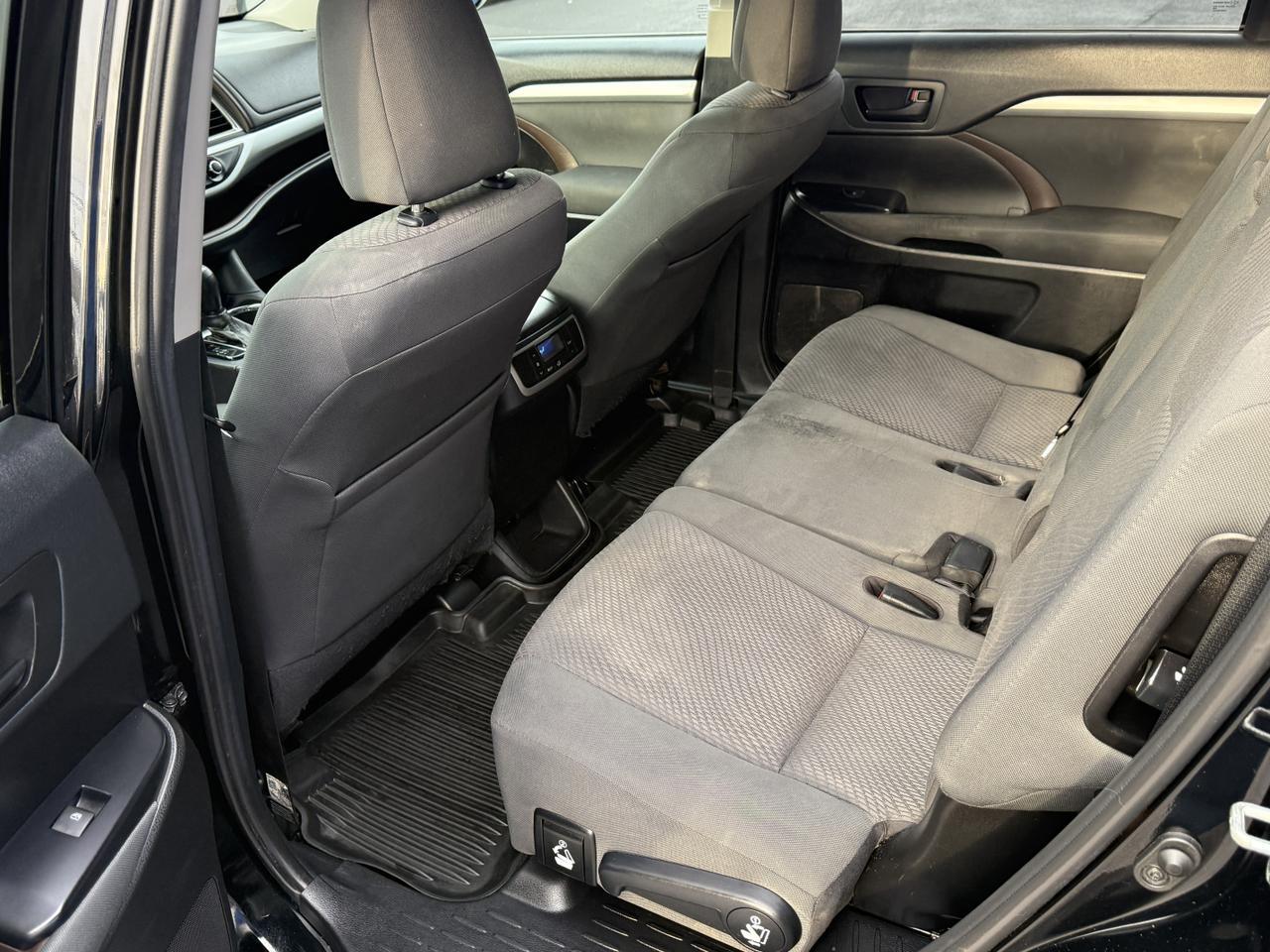 2019 Toyota Highlander LE Connellsville PA